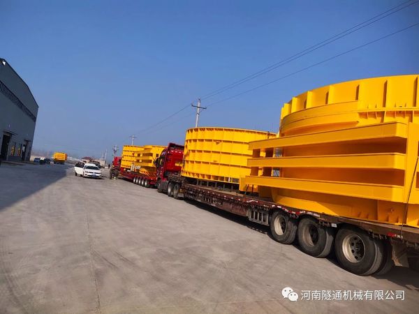 热烈：：刂刑虾９こ叹殖喾宓靥6号线顺利始发